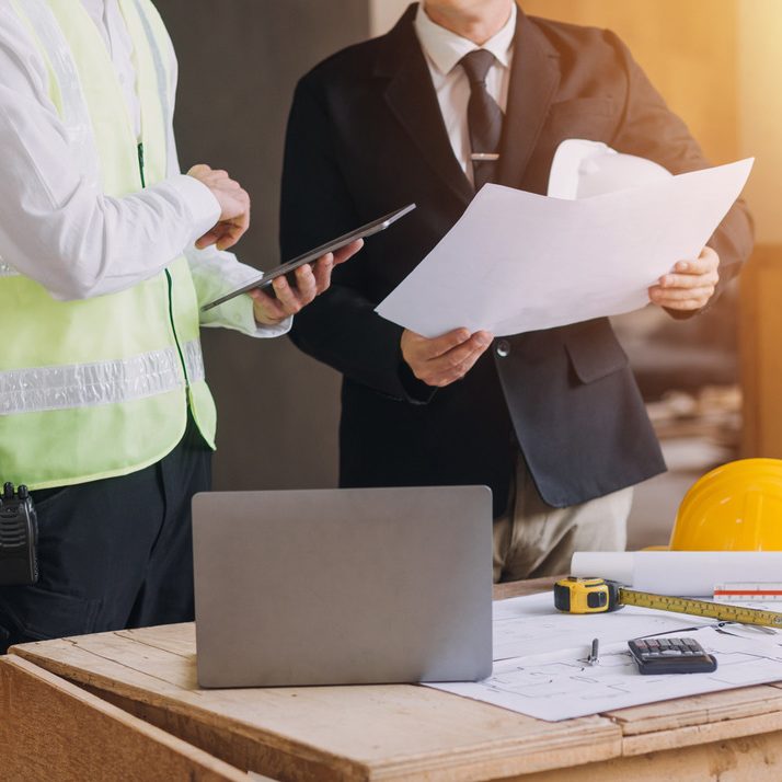 medium-vecteezy_professional-mechanical-engineer-team-working-on-personal_26571308_medium (1) medium-vecteezy_professional-mechanical-engineer-team-working-on-personal_26571308_medium (1)